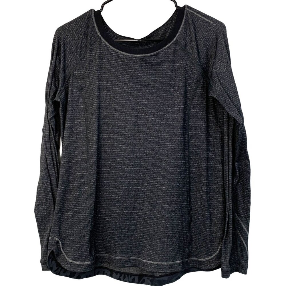 Lululemon Womens Long Sleeve Reflective Thumbhole Athletic Top Size M EUC 7542
